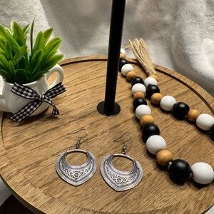 Elegant Silver Earrings